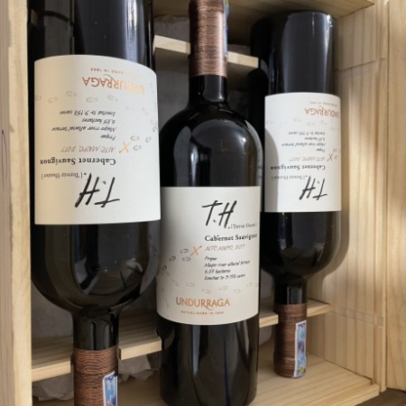Vang TH Terroir Hunter Cabernet Sauvignon Limited