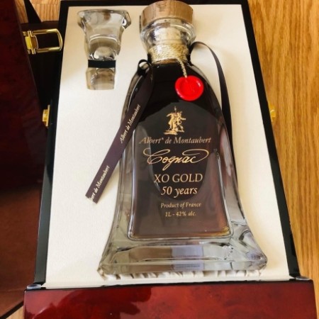 Cognac Albert de Montaubert XO Gold 50 năm