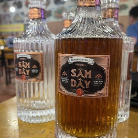 Rượu Sâm Dây Ngọc Linh 500ml – Tinh Hoa Rượu Sâm Bổ Dưỡng
